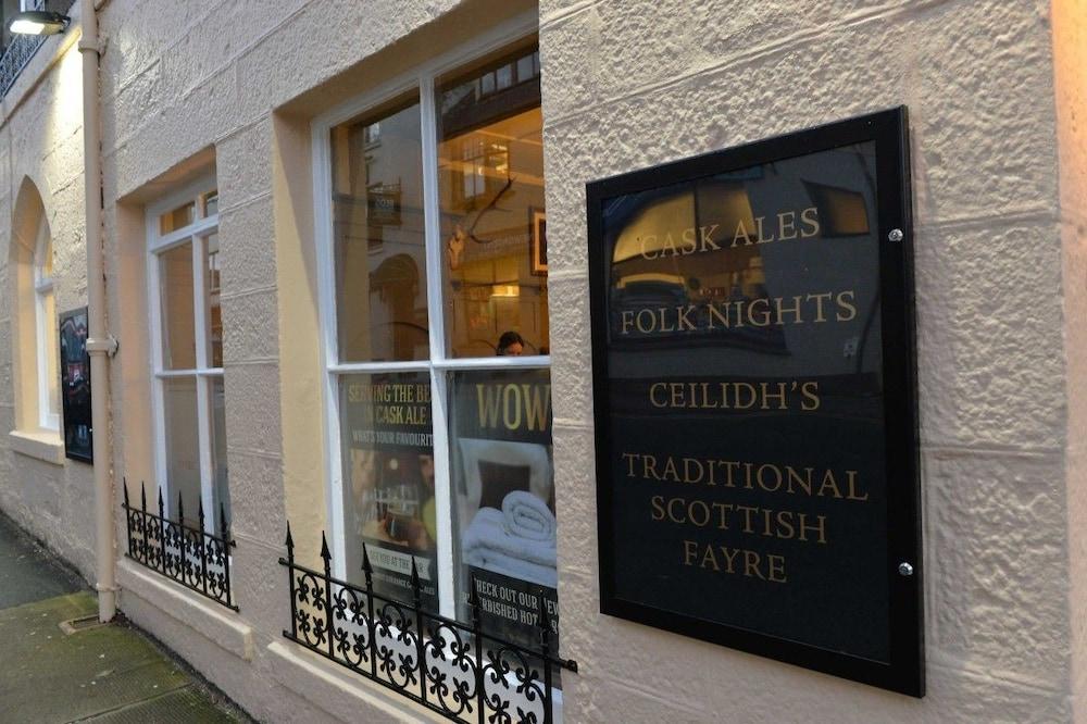 The Portree Hotel Exterior photo